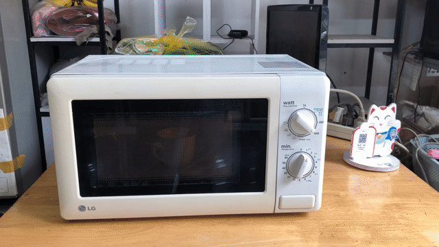 Lò vi sóng LG20l có nướng như mới. Mua bán Bếp, lò, đồ điện nhà bếp tại Quận Hoàng Mai Hà Nội được đăng bởi luat nguyen hình 1