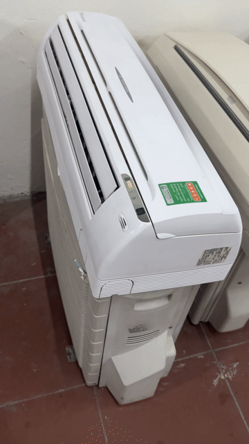 Điều hòa Daikin 9000 BTU Thái Lan Trắng. Mua bán Máy lạnh, điều hoà tại Quận Hai Bà Trưng Hà Nội được đăng bởi e lê 168 nguyễn xiển hình 1