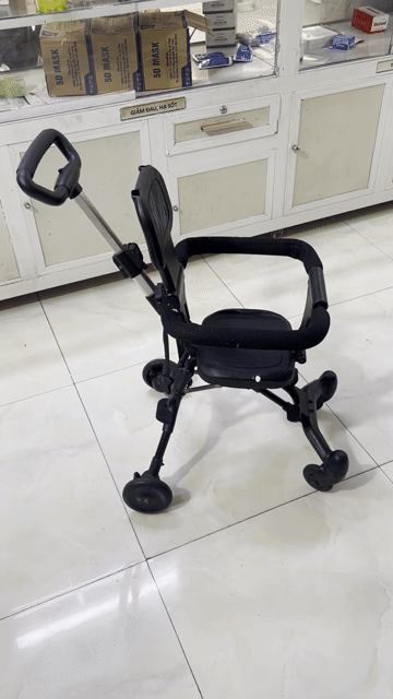 Dọn nhà thanh lý Xe đẩy trẻ em. Mua bán Mẹ và bé tại Quận 11 Tp Hồ Chí Minh được đăng bởi Le Tien Minh hình 1