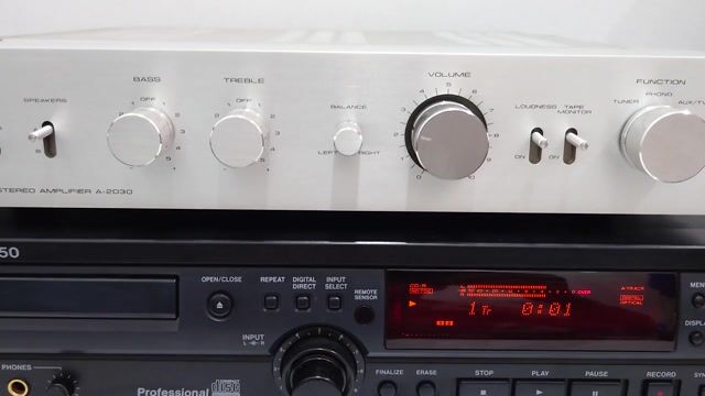 Pioneer A-2030 như mới, xứng đáng nghe & sưu tầm.. Mua bán Tivi, Âm thanh tại Thành phố Thủ Dầu Một Bình Dương được đăng bởi Lê Nguyễn Audio hình 1