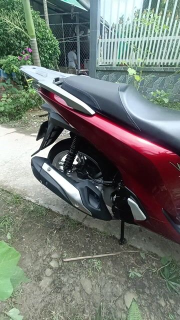 sh VN đời 2018 , CBS , 150cc
ít chạy 15000km. Mua bán Xe máy tại Huyện Giồng Trôm Bến Tre được đăng bởi Khan Tran hình 1