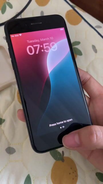 Apple iPhone SE 3 64GB Đen. Mua bán Điện thoại tại Quận Nam Từ Liêm Hà Nội được đăng bởi Ngọc Úu hình 1