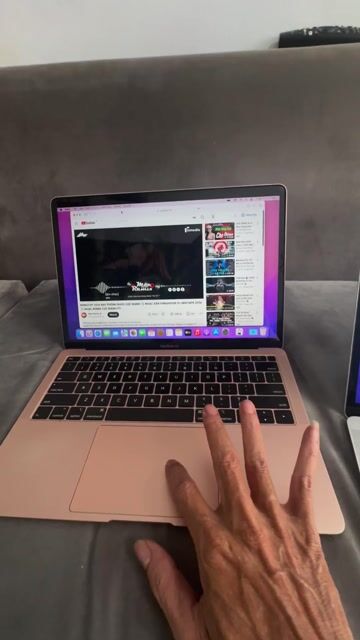 Apple MacBook Air i5 13.3 inch 8GB/256g2018. Mua bán Laptop tại Quận Bình Tân Tp Hồ Chí Minh được đăng bởi nguyen van vu hình 1