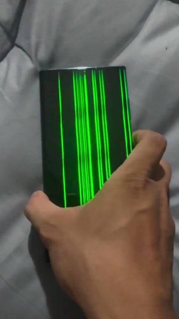 Samsung Galaxy S22 Ultra Đen Sọc màn hình. Mua bán Điện thoại tại Thành phố Rạch Giá Kiên Giang được đăng bởi Tuấn Anh hình 1
