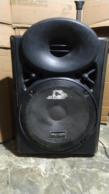 Bán loa kéo bass 30 đang dùng nghe nhạc hát karaok. Mua bán Tivi, Âm thanh tại Huyện Chương Mỹ Hà Nội được đăng bởi Ng hoàng hình 1