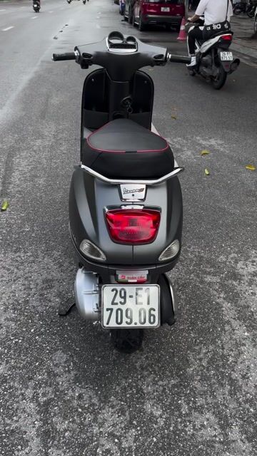Vespa S 125 3Vie đèn vuông ghi nhám 2015 zin 100%. Mua bán Xe máy tại Quận Cầu Giấy Hà Nội được đăng bởi nguyễn bích thuỷ hình 1