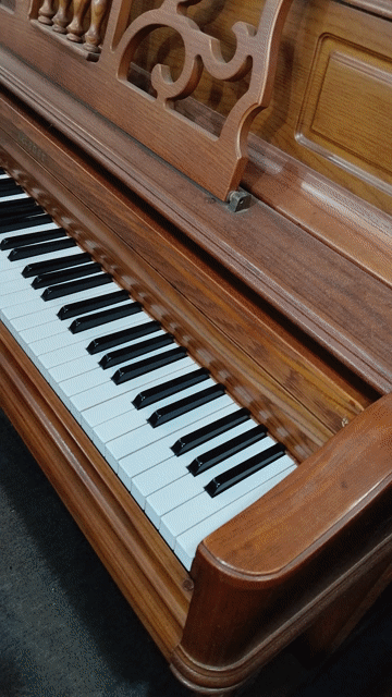 Đàn piano gỗ Nâu Cổ điển. Mua bán Nhạc cụ tại Huyện Nhà Bè Tp Hồ Chí Minh được đăng bởi Nguyễn Thị Bình  hình 1