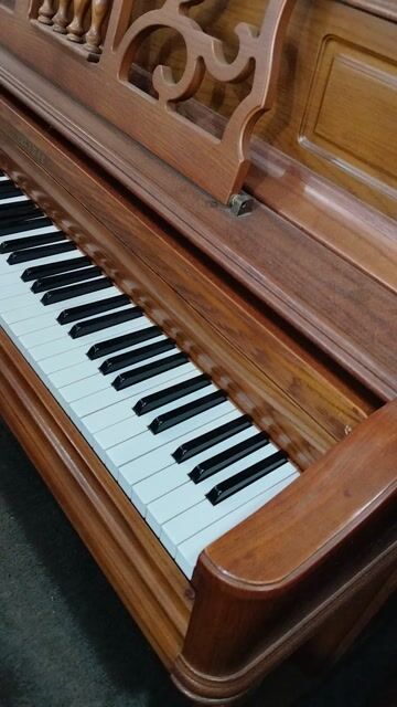 Đàn piano gỗ Nâu Cổ điển. Mua bán Nhạc cụ tại Huyện Nhà Bè Tp Hồ Chí Minh được đăng bởi Nguyễn Thị Bình  hình 1