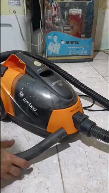 Máy hút bụi Goldsun 1800W. Mua bán Thiết bị vệ sinh, nhà tắm tại Huyện Gò Dầu Tây Ninh được đăng bởi Hảo hình 1