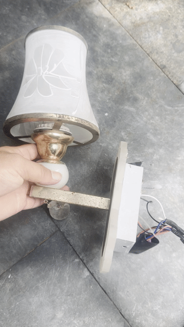 Đèn treo tường Cổ điển Thủy tinh. Mua bán Đèn tại Quận Gò Vấp Tp Hồ Chí Minh được đăng bởi Tí Bảo Bình hình 1