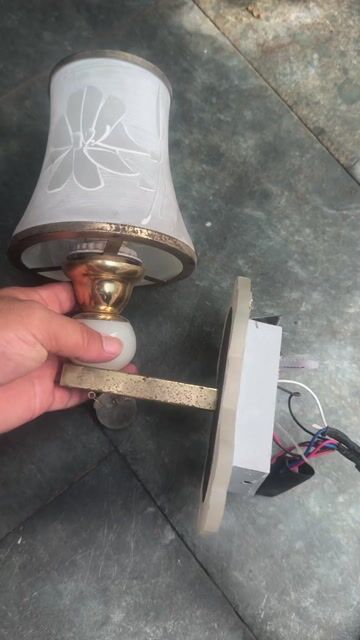 Đèn treo tường Cổ điển Thủy tinh. Mua bán Đèn tại Quận Gò Vấp Tp Hồ Chí Minh được đăng bởi Tí Bảo Bình hình 1