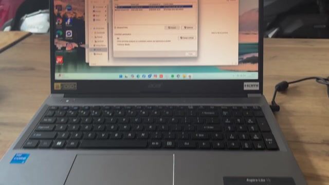 Acer Aspire A115-51M i5 16GB/512GB máy mới 99%. Mua bán Laptop tại Thành phố Thủ Đức Tp Hồ Chí Minh được đăng bởi Cầm đồ gia minh lãi suất 2 phần trăm hình 1