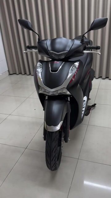 Honda SH 160 ABS 2025 Đen nhám. Mua bán Xe máy tại Quận Thanh Khê Đà Nẵng được đăng bởi THẾ MẪN CHUYÊN XE LƯỚT CÓ BÁN TRẢ GÓP  hình 1