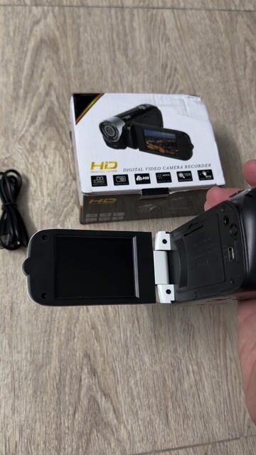 Máy quay phim HD 16X ghi hình sắc nét. Mua bán Máy ảnh, Máy quay tại Quận Bình Thạnh Tp Hồ Chí Minh được đăng bởi oanh hình 1
