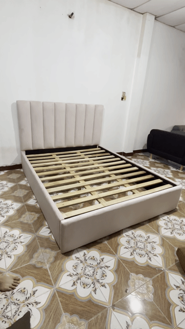 Thanh lý 10 cái giường bọc nệm hàng mới 1m6x2m. Mua bán Giường, chăn ga gối nệm tại Quận Tân Bình Tp Hồ Chí Minh được đăng bởi Nguyễn Hữu Mạnh hình 1