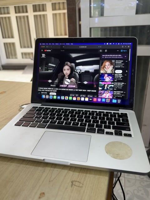 Apple MacBook Pro 13 inch 2015 Bạc. Mua bán Laptop tại Quận Đống Đa Hà Nội được đăng bởi CỬA HÀNG T STORE ĐIỆN THOẠI LAPTOP HÀ NỘI hình 1