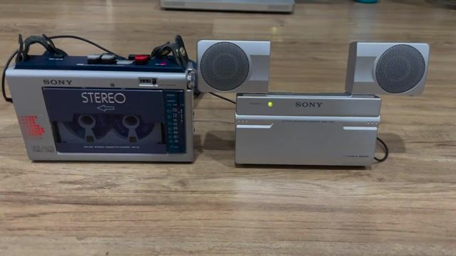 Sony WA-33 Cassette Loa Bạc Cầm tay. Mua bán Tivi, Âm thanh tại Quận Long Biên Hà Nội được đăng bởi Huy Khang hình 1