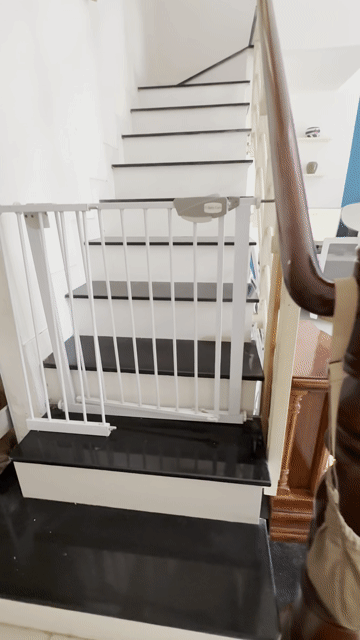 Thanh chắn cầu thang Kim loại Trắng 75-84cm. Mua bán Mẹ và bé tại Huyện Nhà Bè Tp Hồ Chí Minh được đăng bởi Lạ Độc hình 1