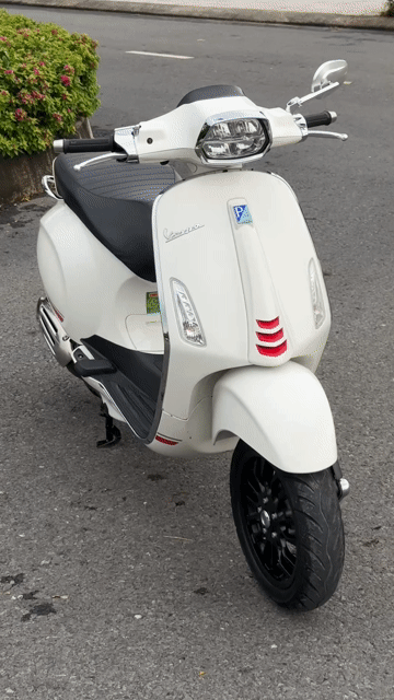 Piaggio Vespa Sprint 2023 Trắng. Mua bán Xe máy tại Huyện Bến Lức Long An được đăng bởi Xe Máy Trung Toán hình 1