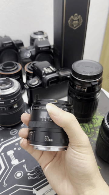 Ống kính Canon 50mm f2.5 macro Đen Đã sử dụng. Mua bán Máy ảnh, Máy quay tại Quận Nam Từ Liêm Hà Nội được đăng bởi Nguyễn Xuân Linh hình 1