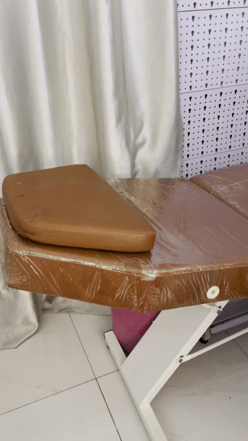 Giường tiêm filler phun xăm spa. Mua bán Đồ chuyên dụng, Giống nuôi trồng tại Quận Gò Vấp Tp Hồ Chí Minh được đăng bởi Van hình 1
