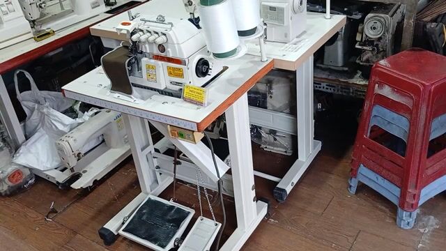 Máy vắt sổ Siruba 747F công nghiệp 2 kim 4 chỉ. Mua bán Đồ chuyên dụng, Giống nuôi trồng tại Quận Tân Bình Tp Hồ Chí Minh được đăng bởi Nhâm Văn Thái hình 1