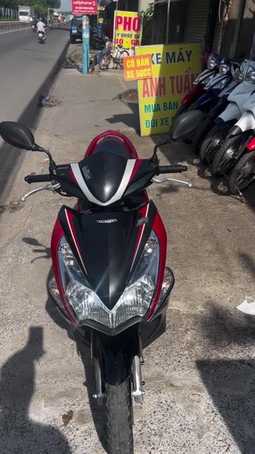 Honda Air Blade 2012 còn rất đẹp !. Mua bán Xe máy tại Thành phố Biên Hòa Đồng Nai được đăng bởi cửa hàng xe máy Anh Tuấn hình 1