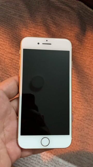 iPhone 8. Mua bán Điện thoại tại Quận Cẩm Lệ Đà Nẵng được đăng bởi Nguyễn cong vinh hình 1