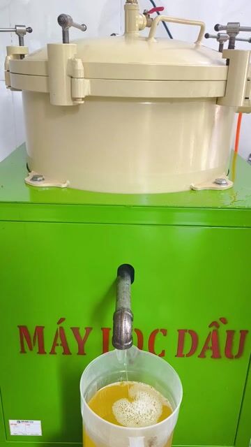 Máy ép dầu Kim loại. Mua bán Đồ chuyên dụng, Giống nuôi trồng tại Huyện Củ Chi Tp Hồ Chí Minh được đăng bởi Đông Lê hình 1