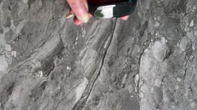 Vòng đeo tay thông minh Đen. Mua bán Thiết bị đeo thông minh tại Huyện Tiên Lữ Hưng Yên được đăng bởi hiếu em hình 1
