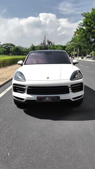 Cayenne Coupe Model 2023 màu trắng nt đỏ siêu đẹp. Mua bán Ô tô tại Quận 7 Tp Hồ Chí Minh được đăng bởi Dương Phương hình 1