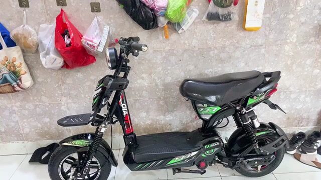 Xe đạp điện Giant mới 95%. Mua bán Xe điện tại Quận 12 Tp Hồ Chí Minh được đăng bởi Hiếu 02 hình 1