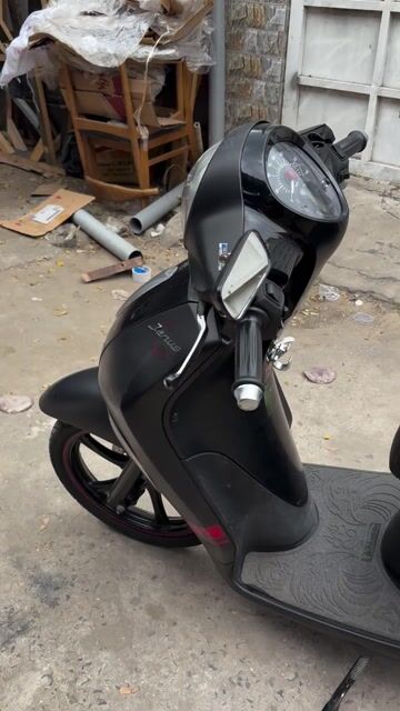 Yamaha Janus 2022 Đỏ đen. Mua bán Xe máy tại Quận 12 Tp Hồ Chí Minh được đăng bởi Nội thất bàn ghế quán ăn bàn ghế cổ điển Vintage hình 1