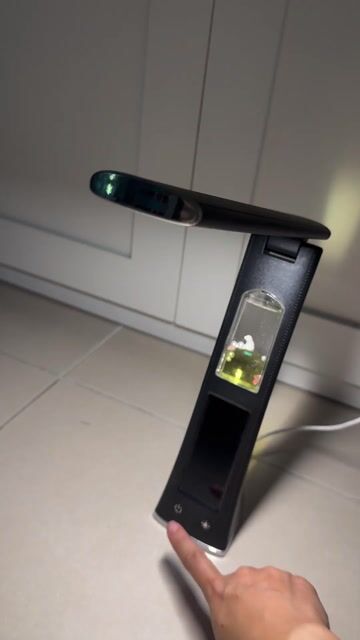 Đèn bàn gấp gọn Đen. Mua bán Đèn tại Thành phố Thủ Đức Tp Hồ Chí Minh được đăng bởi TRang Hoang hình 1