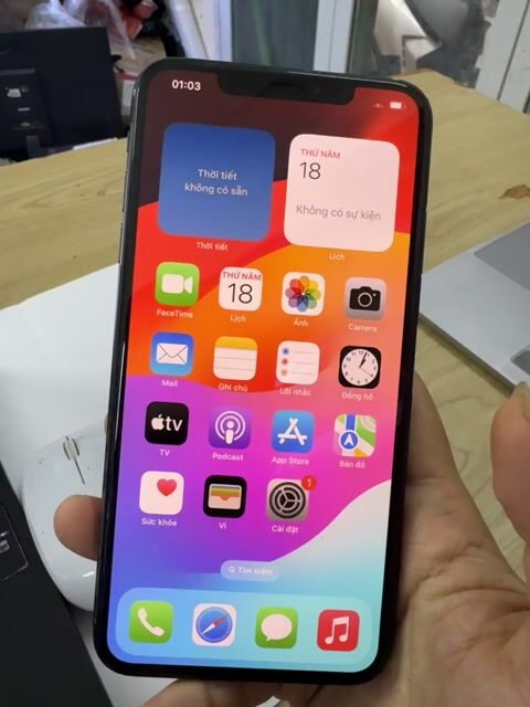 Apple iPhone Xs Max 64GB Đen Like New. Mua bán Điện thoại tại Quận Đống Đa Hà Nội được đăng bởi thắng mobile mua bán điện thoại hình 1