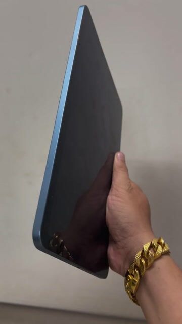 iPad Air 5 64GB, màn hình lớn, wifi. Mua bán Máy tính bảng tại Quận Tân Bình Tp Hồ Chí Minh được đăng bởi MrA Store hình 1