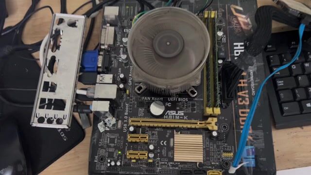 Mainboard Asus H81M-K LGA1150. Mua bán Linh kiện (RAM, Card...) tại Quận Tây Hồ Hà Nội được đăng bởi MayTinhGiaReHaNoi hình 1