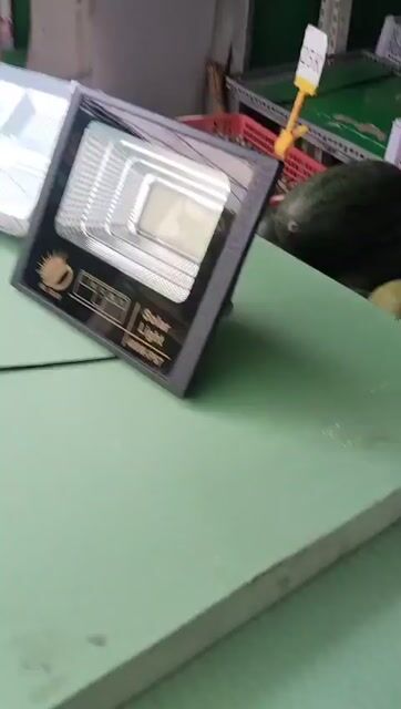 Đèn năng lượng mặt trời 200W. Mua bán Đèn tại Thị xã Tân Uyên Bình Dương được đăng bởi ANHTACO  hình 1