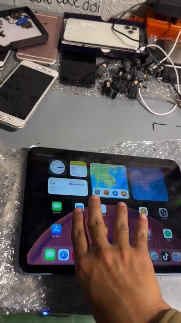 Apple iPad (Thế hệ 11) máy pin 99. Mua bán Máy tính bảng tại Quận Tân Bình Tp Hồ Chí Minh được đăng bởi như ý hình 1