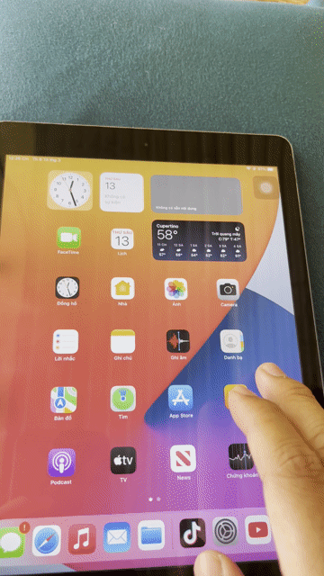 Apple iPad Pro 9.7 inch 32GB Xám. Mua bán Máy tính bảng tại Huyện Vĩnh Hưng Long An được đăng bởi Phạm Trí hình 1
