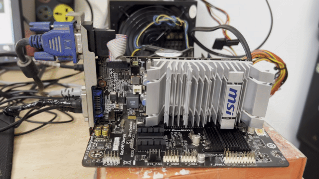 Card đồ họa MSI N8400GS 1GD3. Mua bán Linh kiện (RAM, Card...) tại Quận Tây Hồ Hà Nội được đăng bởi MayTinhGiaReHaNoi hình 1