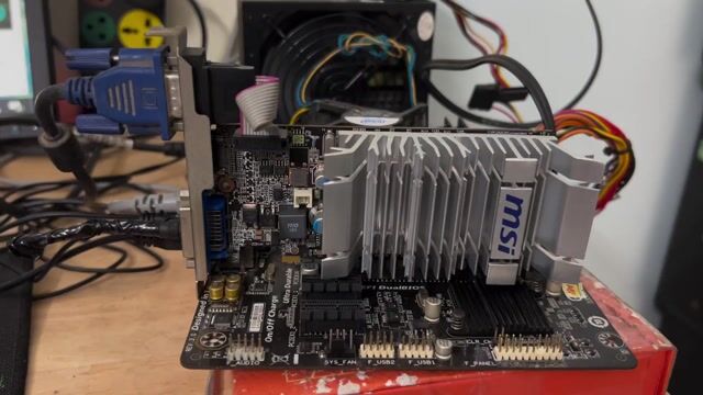 Card đồ họa MSI N8400GS 1GD3. Mua bán Linh kiện (RAM, Card...) tại Quận Tây Hồ Hà Nội được đăng bởi MayTinhGiaReHaNoi hình 1
