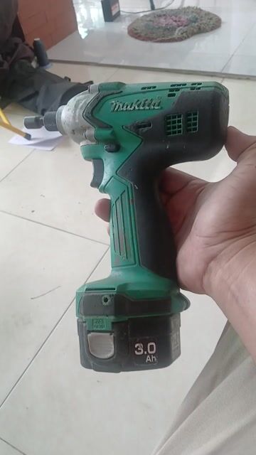 Máy vặn vít Makita 12V Xanh Đen. Mua bán Đồ chuyên dụng, Giống nuôi trồng tại Quận 12 Tp Hồ Chí Minh được đăng bởi Tên chưa cung cấp hình 1
