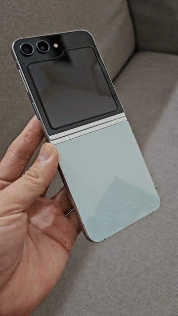 Samsung Galaxy Z Flip5 zin đẹp 99%. Mua bán Điện thoại tại Quận Thanh Xuân Hà Nội được đăng bởi Nam hình 1