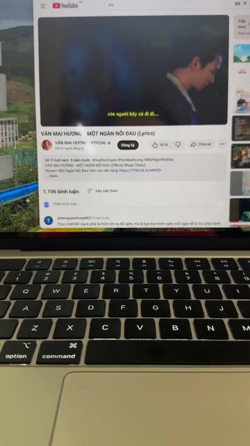 Apple MacBook Air M3 13.6 inch 16GB/256GB starlie. Mua bán Laptop tại Quận 3 Tp Hồ Chí Minh được đăng bởi Vũ Rạch Bùng Binh  hình 1