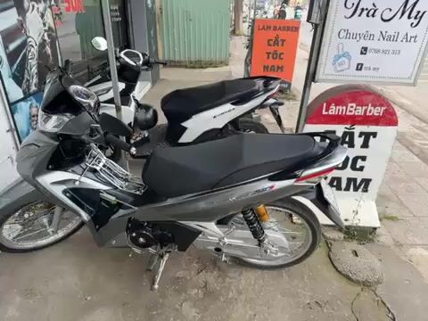 Ưu tiên ae nhanh gọn lẹ sdt ***. Mua bán Xe máy tại Thị xã Tân Uyên Bình Dương được đăng bởi Tấn Lâm hình 1