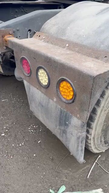 2015 - 150 km. Mua bán Ô tô tại Thành phố Thủ Đức Tp Hồ Chí Minh được đăng bởi Lê thị thu thủy hình 1