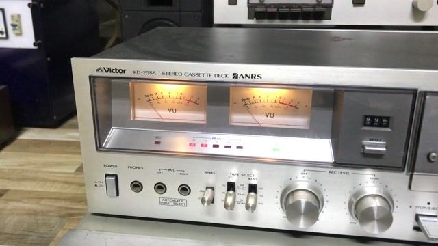 Ampli luxman l-400 cassette. Mua bán Tivi, Âm thanh tại Quận Gò Vấp Tp Hồ Chí Minh được đăng bởi Tiến hình 1
