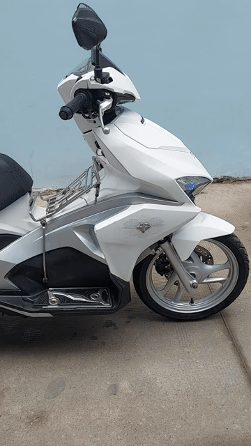 Honda Airblade 125cc Trắng. Mua bán Xe máy tại Quận 7 Tp Hồ Chí Minh được đăng bởi Anh Tuấn  hình 1