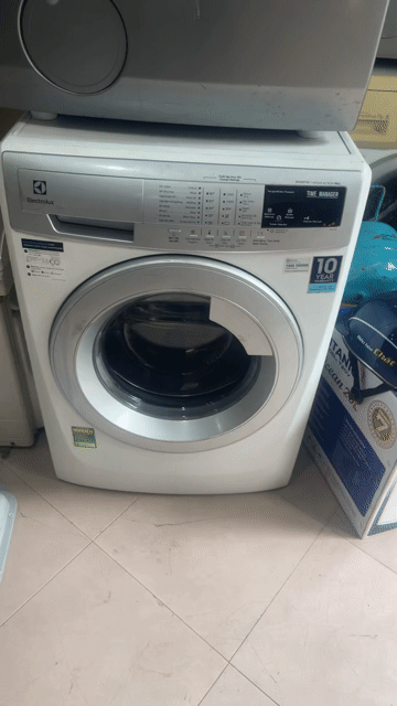 Máy giặt Electrolux 9kg Inverter Trắng. Mua bán Máy giặt tại Quận Tây Hồ Hà Nội được đăng bởi Nguyễn Tiến Quang hình 1